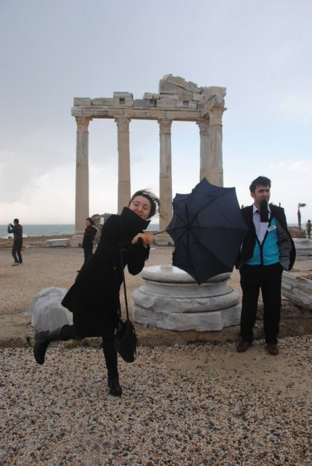 Şiddetli fırtına Side'de hayatı olumsuz etkiliyor