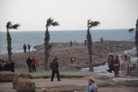 Şiddetli fırtına Side'de hayatı olumsuz etkiliyor