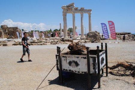 Side Belediyesi, İlçe Olma Çalışmalarını Apollon Tapınağı'na Taşıdı