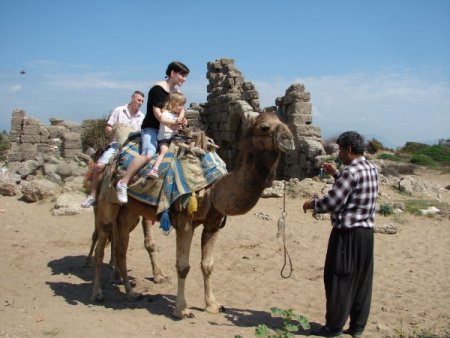 Side'de bitki çeşitliliğinin korunması için at ve deve turları yasaklandı