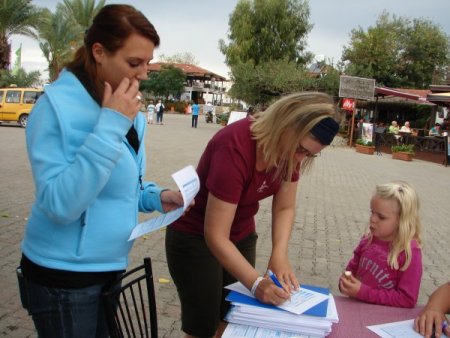 Side'de Esnaf, Müşteri Memnuniyeti Anketine Göre Eğitimden Geçiyor