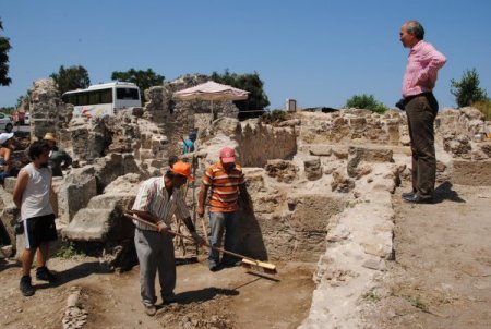 Side'de Tapınaklar Bölgesi Koruma Altına Alındı