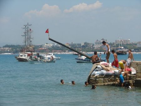 Side'deki Jetsky Gösterisi Nefes Kesti