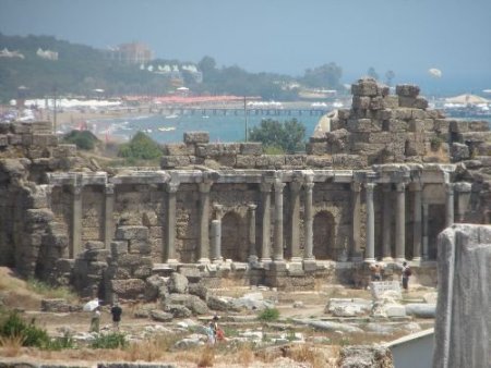 Side'nin İngilizlerden Sonra Arkeoloji Turizmi Tutkunları Almanlar Oldu