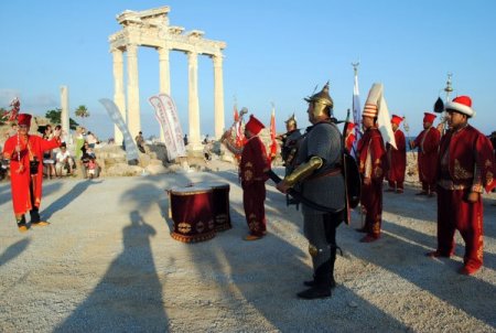 Side'nin revizyon imar planı yılın en iyi turizm projesi seçildi