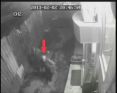 Sierra’nın katili, montunu satmak isterken kameraya yakalandı