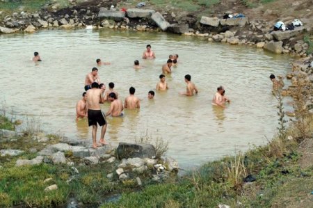 Sifa arayanlar Budaklı Kaplıcaları'na akın ediyor