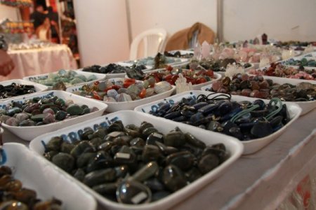 'Şifa kaynağı taşları kullanmayı bilmiyoruz'