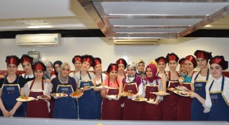 Şifa Üniversitesi'ne bahar geldi