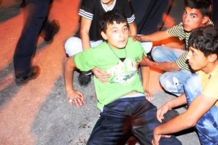 Sigara Vermeyen Arkadaşını Bıçakladı