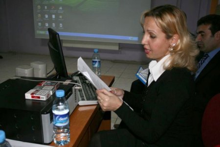 "sigarayı Bırak Kız Çocuğunu Okut"