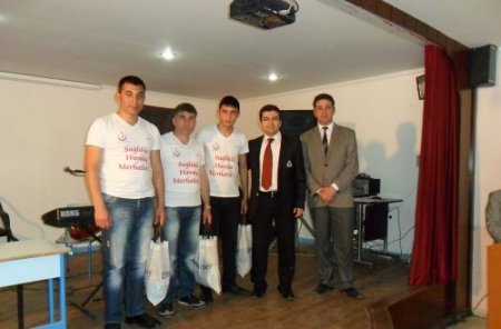 Sigarayı bırakan mahkûmlara konserli ödül töreni