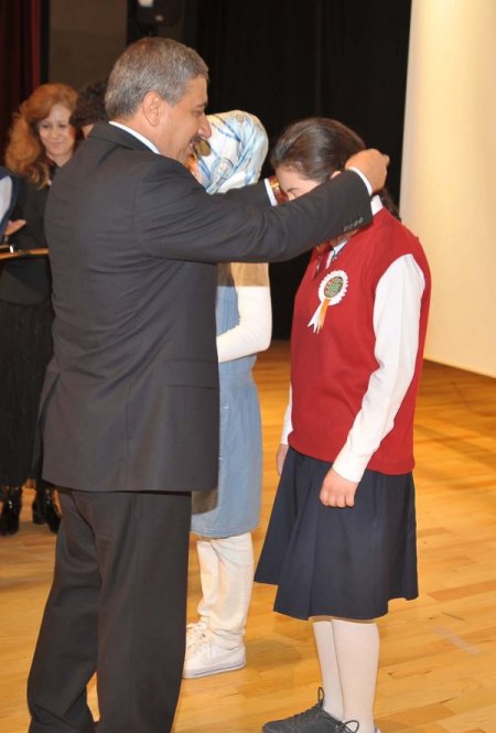 Şiir Olimpiyatları’nın Genç Şairleri Ödüllerini Aldı