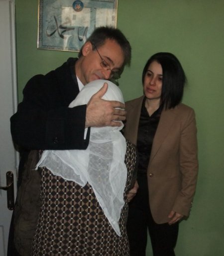 Siirt Emniyet Müdürü Güven, Yoksulları Ziyaret Etti