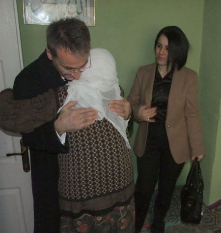 Siirt Emniyet Müdürü Güven, Yoksulları Ziyaret Etti