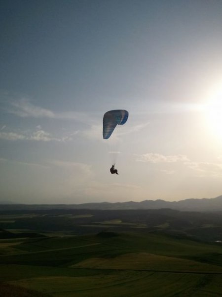 Siirt Üniversitesi, Yamaç Paraşütü Eğitim Sürecini Başarıyla Tamamladı