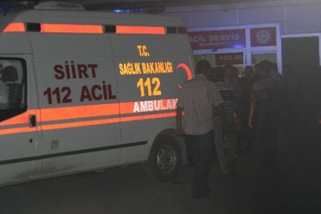 Siirt Valiliği: Bir Polis Şehit, Bir Polis Ve Bir Vatandaş Yaralı, 3 Pkk'lı Ölü Ele Geçirildi