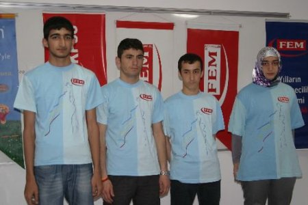 Siirt'in Ygs İl Birincisi Fem Dershanesi'nden Çıktı