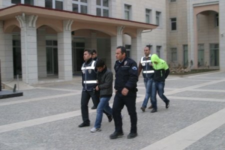 Siirt’te Mobese İlk Meyvesini Verdi: Hırsızlar Suçüstü Yakalandı