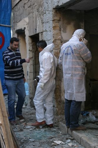Siirt'te Üzerine Beton Dökülmüş Bir Ceset Bulundu