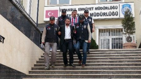 Silahla kafe basanlar yakalandı