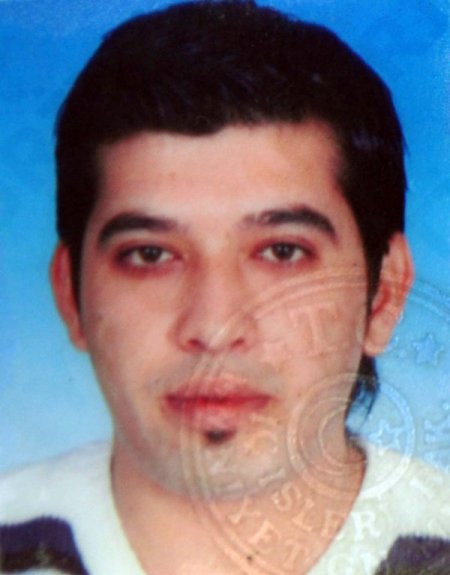 Silahla Oynayan Genç Kendini Vurdu İddiası