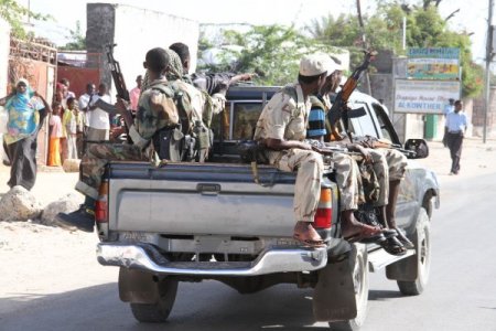 Silahların Gölgesinde Açlık Mücadelesi