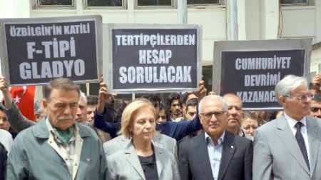 Silahlı saldırıda ölen Özbilgin, eski Danıştay binasında anıldı