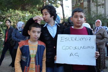 Silifke'de dün işten atılan 20 güvenlik görevlisi 2013’e işsiz girdi