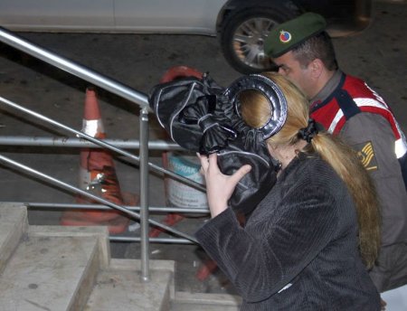 Silifke'de fuhuş operasyonu