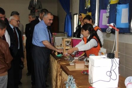 Silifke’de 'Şimdi Düşünme Zamanı' isimli sergi açıldı