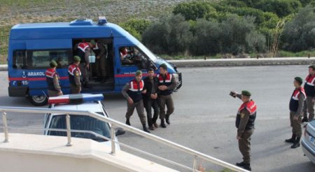 Silifke'deki 'Çilek' operasyonunda 12 kişi tutuklandı