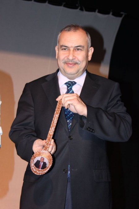 Silifkeli kadınlar 400 farklı desende tahta kaşık üretiyor