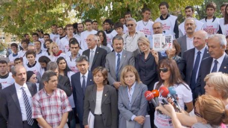 Silivri raporu Meclis önünde protesto edildi