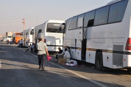Silopi'de bekleyen hacı adayları çözüm bekliyor