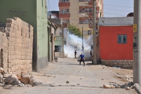 Silopi’de izinsiz basın açıklamasına müdahale edildi