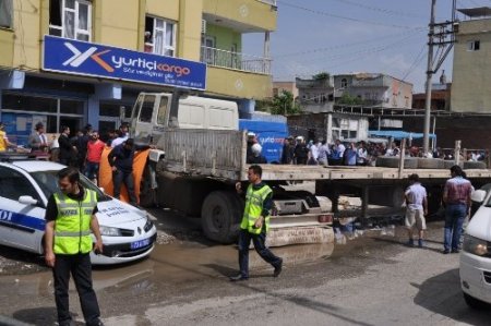 Silopi'de kamyon çarpan çocuk öldü