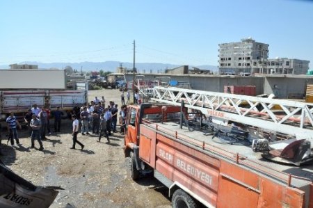 Silopi’de kaynak yapılan yakıt tankeri patladı: 1 ölü, 2 yaralı