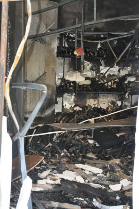 Silopi’de Kundura Dükkanı Kül Oldu