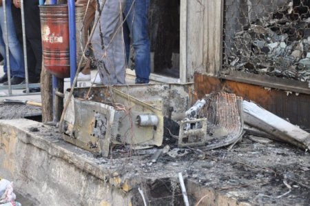 Silopi’de Kundura Dükkanı Kül Oldu