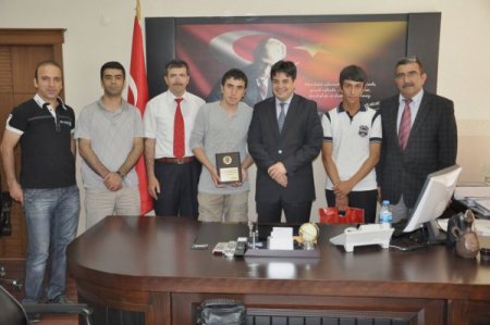 Silopi’de Satranç Turnuvasının Ödülleri Verildi