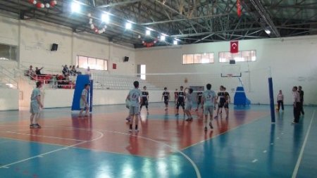 Silopi’de voleybol heyecanı