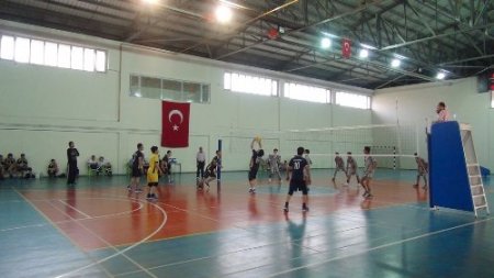 Silopi’de voleybol heyecanı