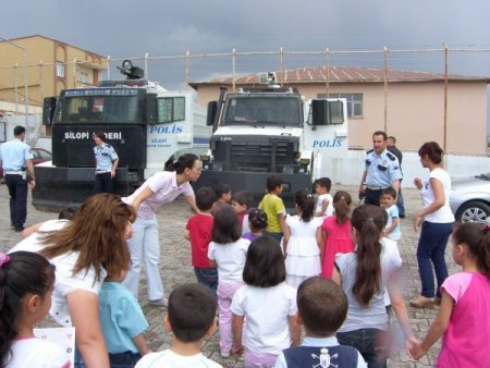 Silopili Minik Öğrencilerin Toma Sevinci