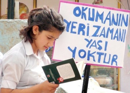 Silopili öğrencilerden 'TV’yi Kapat Kitap Aç' kampanyası