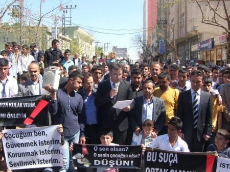 Silopililer Tecavüz Vakalarına Tepki Gösterdi