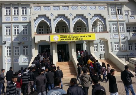 Silvan’da binlerce öğrenci FEM denemesinde ter döktü