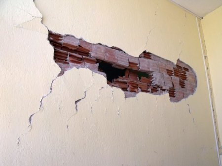 Simav Depreminde En Çok Hasar Konutlarda Oluştu