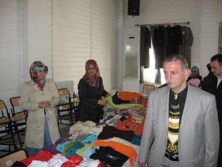 Simav'da Fakir Öğrenciler İçin Kermes Düzenlendi