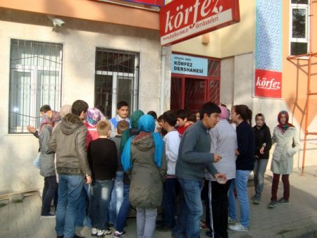 Simav'da Öğretmenler Günü aşureyle kutlandı